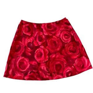 Red roses skirt 😍😍